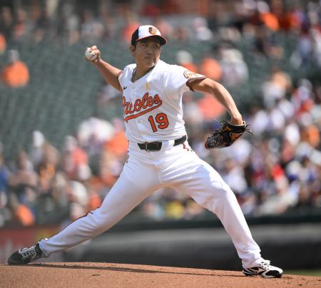 ドジャース戦に先発したオリオールズ・菅野。3回0/3を投げ、7安打4失点で8敗目を喫した=ボルティモア(共同)