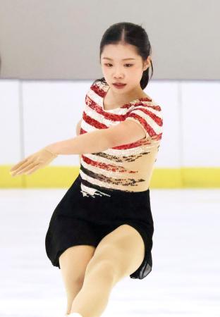 　女子ＳＰ　演技する中井亜美＝ベルガモ（共同）