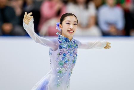 　女子フリーで演技する岡田芽依＝バンコク（ＩＳＵ提供・ゲッティ＝共同）