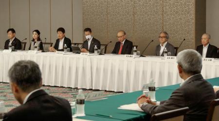 広島市中区で開かれた「ＨＯＰｅ」の法人化に向けた総会＝１６日午後