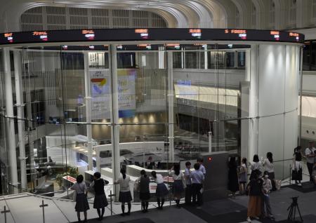 東京証券取引所