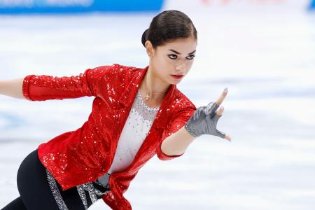 女子SP 演技するアデリア・ペトロシャン=北京(共同)