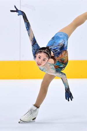 女子フリー　演技する住吉りをん＝東京辰巳アイスアリーナ