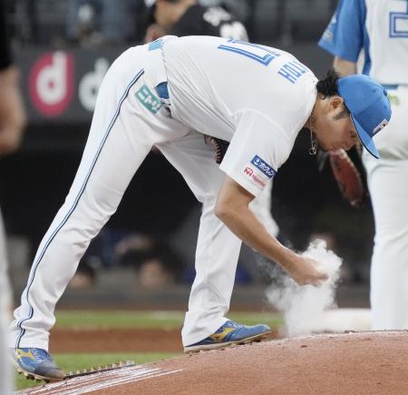 ２回、適時打で追加点を許した日本ハム・伊藤＝エスコンフィールド