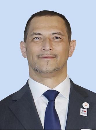 室伏広治氏