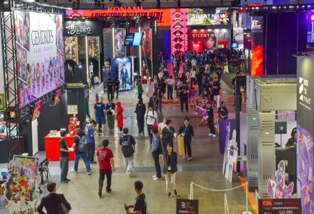 開幕した「東京ゲームショウ２０２５」の会場＝２５日午前、千葉市の幕張メッセ