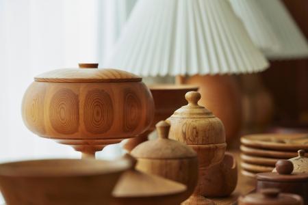 　「ＭＵＪＩ　ＨＯＴＥＬ　ＧＩＮＺＡ」一室の会場に並ぶビンテージ商品（提供写真）