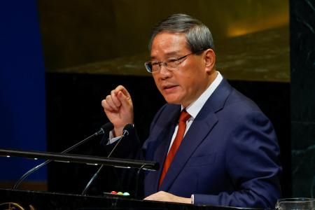 国連総会一般討論で演説する中国の李強首相＝２６日、ニューヨーク（ロイター＝共同）