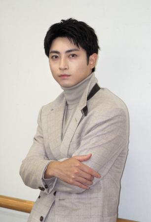 　「人間の『分からなさ』をもっと愛してほしい」と話す木村達成