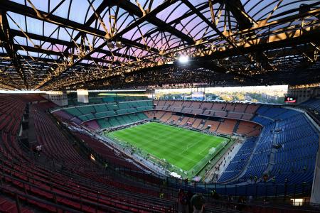 ＡＣミランとインテル・ミラノの本拠地ジュゼッペ・メアッツァ競技場（通称サンシーロ）＝９月２８日、ミラノ（ロイター＝共同）