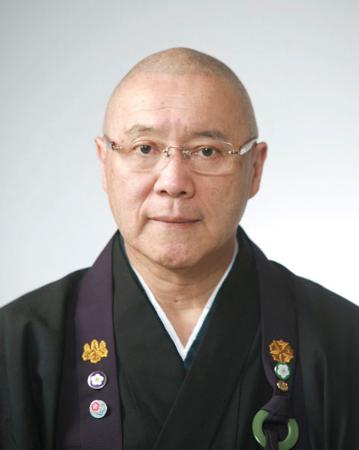 　「第３０回若山牧水賞」を受賞した山中律雄さん（宮崎県提供）