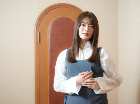 タレントの山崎怜奈さん