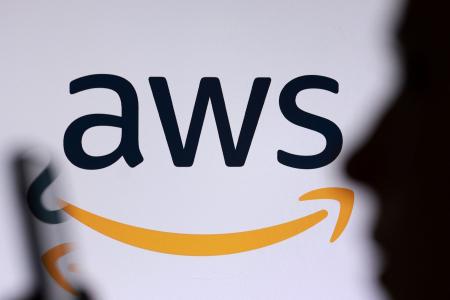 米アマゾン・コムのクラウドサービス「AWS」のロゴ(ロイター=共同)