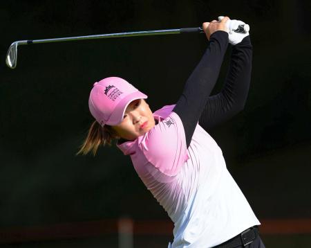 米女子ゴルフの国・地域別対抗戦に向け、調整する西郷真央=韓国・高陽市(共同)