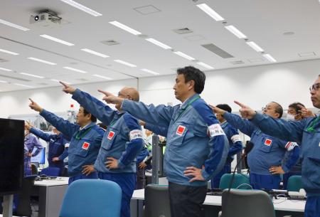 東京電力が新潟県の柏崎刈羽原発で開いた「安全決起大会」＝２２日午後