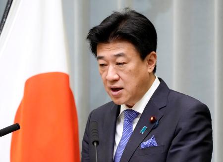 記者会見する木原官房長官＝２４日午前、首相官邸