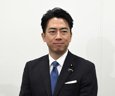 小泉進次郎防衛相