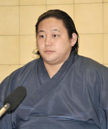 大相撲の東十両３枚目、三田＝３月、大阪市
