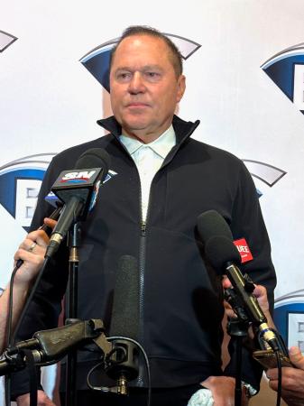 取材に応じる今井達也投手の代理人ボラス氏＝１２日、米ネバダ州ラスベガス（共同）