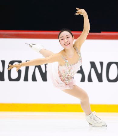 女子フリー 演技する松生理乃=ヘルシンキ(共同)