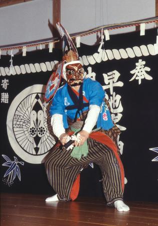 岩手県の「早池峰神楽」