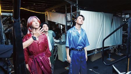 映画「ＭＧＡ　ＭＡＧＩＣＡＬ　１０　ＹＥＡＲＳ　ＤＯＣＵＭＥＮＴＡＲＹ　ＦＩＬＭ　～ＴＨＥ　ＯＲＩＧＩＮ～」より（（Ｃ）２０２５　ＭＧＡ　Ｆｉｌｍ　Ｐａｒｔｎｅｒｓ）