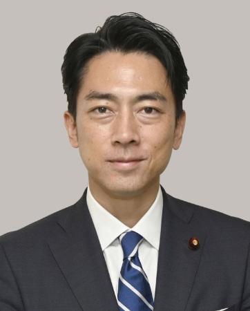 小泉進次郎防衛相