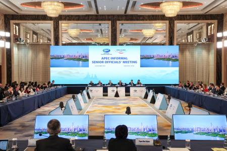 中国広東省深セン市で開かれたＡＰＥＣの高官会議＝１２日（新華社＝共同）