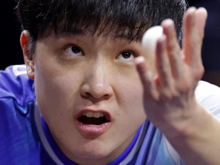 張本智和＝８月