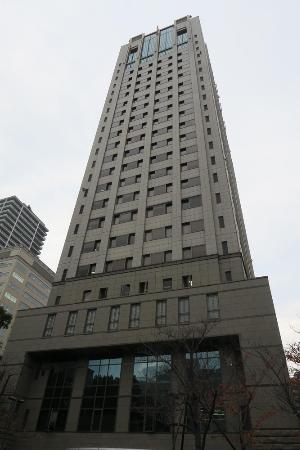 兵庫県警察本部＝神戸市中央区