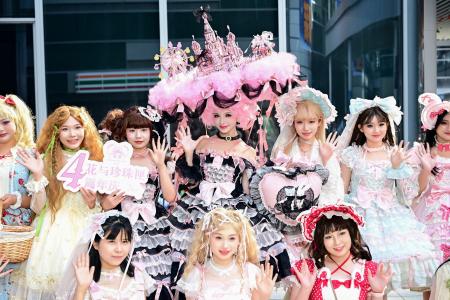 ２０２４年、中国浙江省杭州で開催された漫画イベント「ＣＯＭＩＣＵＰ」（共同）