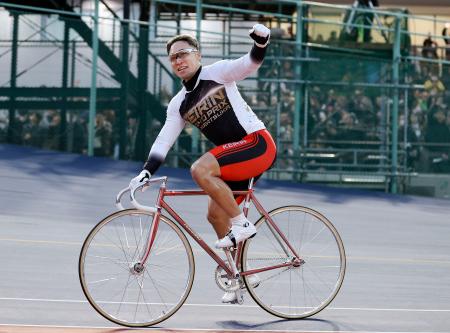 　ＫＥＩＲＩＮグランプリ２０２５で優勝した郡司浩平＝平塚競輪場