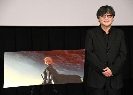 細田守監督と「果てしなきスカーレット」のビジュアル