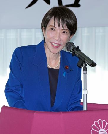 自民党の新年仕事始めの会合であいさつする高市首相＝６日午前、東京・永田町の党本部