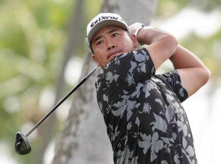 最終調整する松山英樹＝ワイアラエＣＣ（共同）