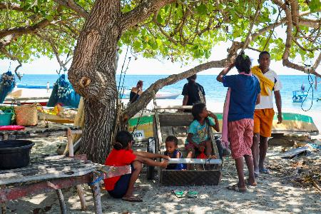 　東ティモールの海辺（市川男寅撮影）