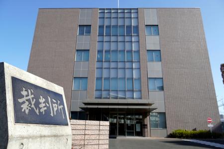 長崎地裁佐世保支部＝２８日午後