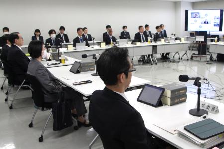 　再審制度の見直しを議論する法制審議会部会の第１７回会合＝２８日午前、法務省