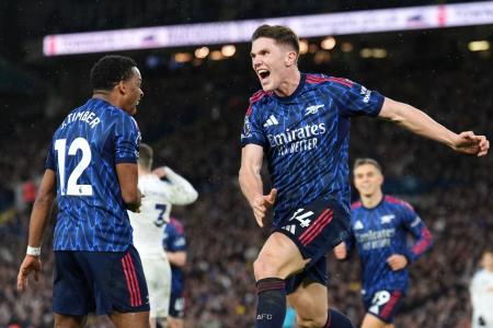 １月３１日のリーズ戦でゴールを喜ぶアーセナルのビクトル・ギョケレシュ＝リーズ（ＡＰ＝共同）