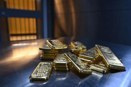 金塊（ロイター＝共同）