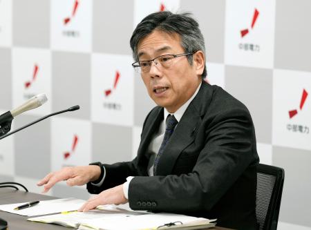 記者会見する中部電力の林欣吾社長＝２日午後、名古屋市