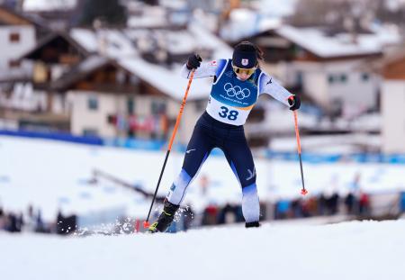 女子距離複合　後半フリーで力走する土屋正恵＝テーゼロ（共同）