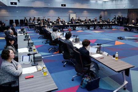 法務省で開かれた法制審議会総会＝１２日午後