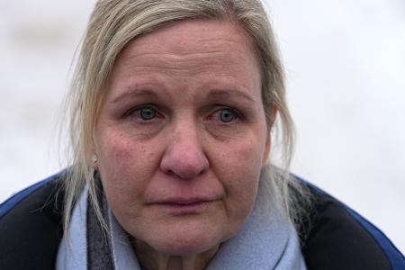 報道陣の取材に応えるＩＯＣのカースティ・コベントリー会長＝１２日、コルティナダンペッツォ（ＡＰ＝共同）