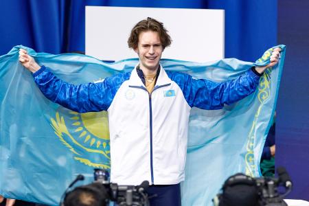 優勝を決め、喜ぶミハイル・シャイドロフ＝ミラノ（共同）