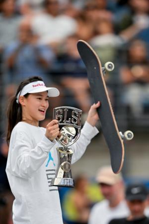 優勝した小野寺吟雲＝１５日、シドニー（ゲッティ＝共同）