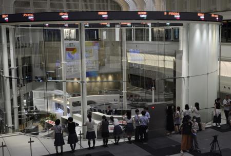 東京証券取引所