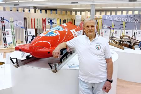 ロベルト・ザンドネラさん=2025年6月、イタリア・ロンガロネ(本人提供)