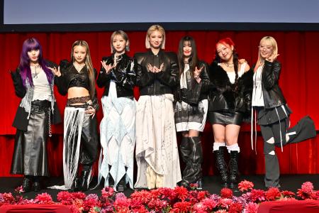 「リスニングパーティー」に登場したHANA=東京都渋谷区