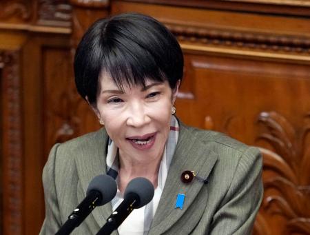 衆院本会議で、中道改革連合の小川代表の代表質問に答弁する高市首相＝２４日午後